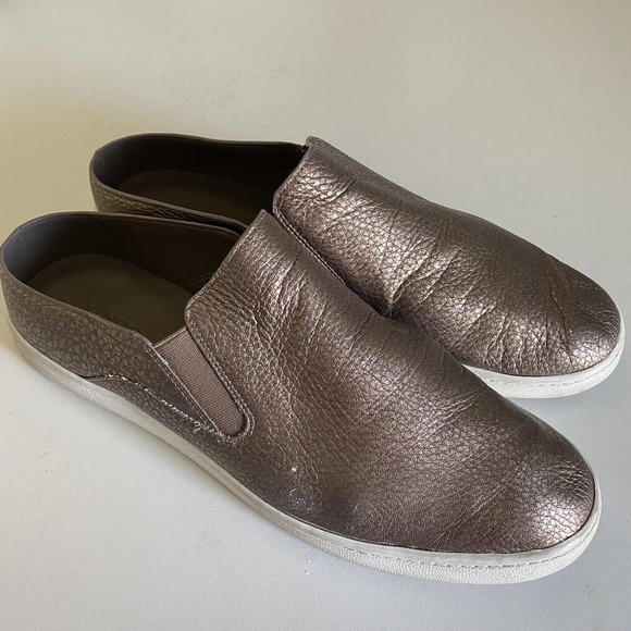 Vince Loafer Metallic Leather Sneaker Silver Gray Round Toe Flat 40 10 W… - Picture 1 of 6